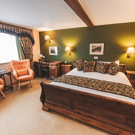 The Auberge Yaxley  Kültér fotó