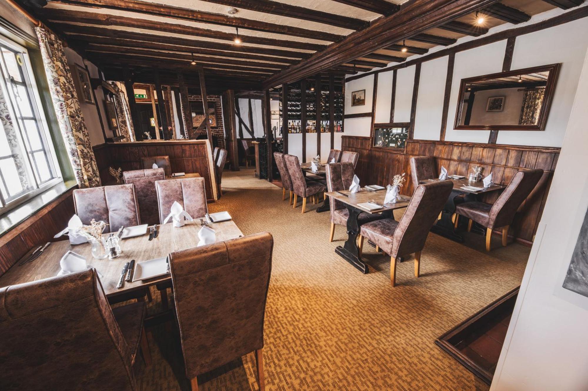 The Auberge Yaxley  Kültér fotó