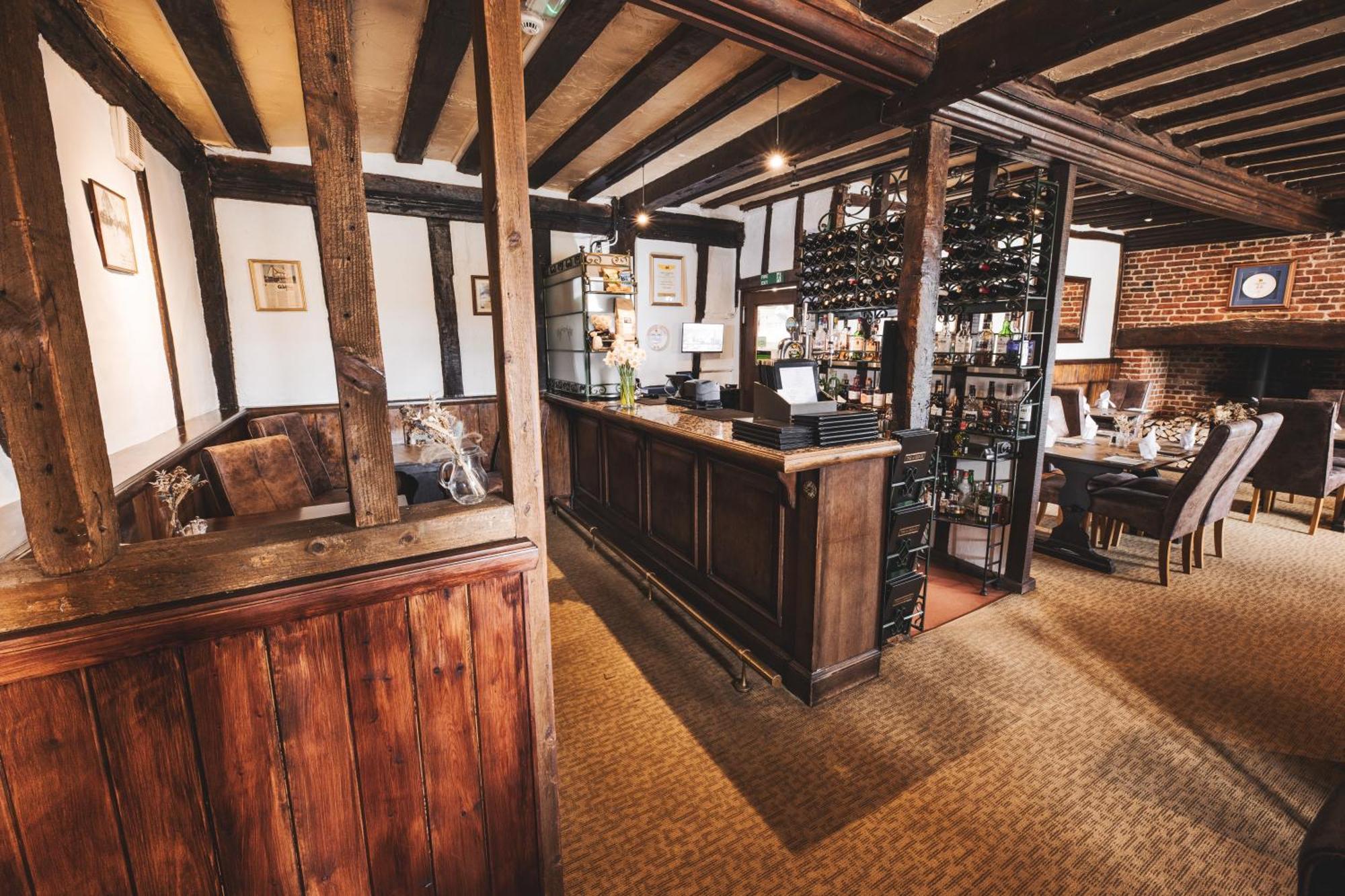 The Auberge Yaxley  Kültér fotó